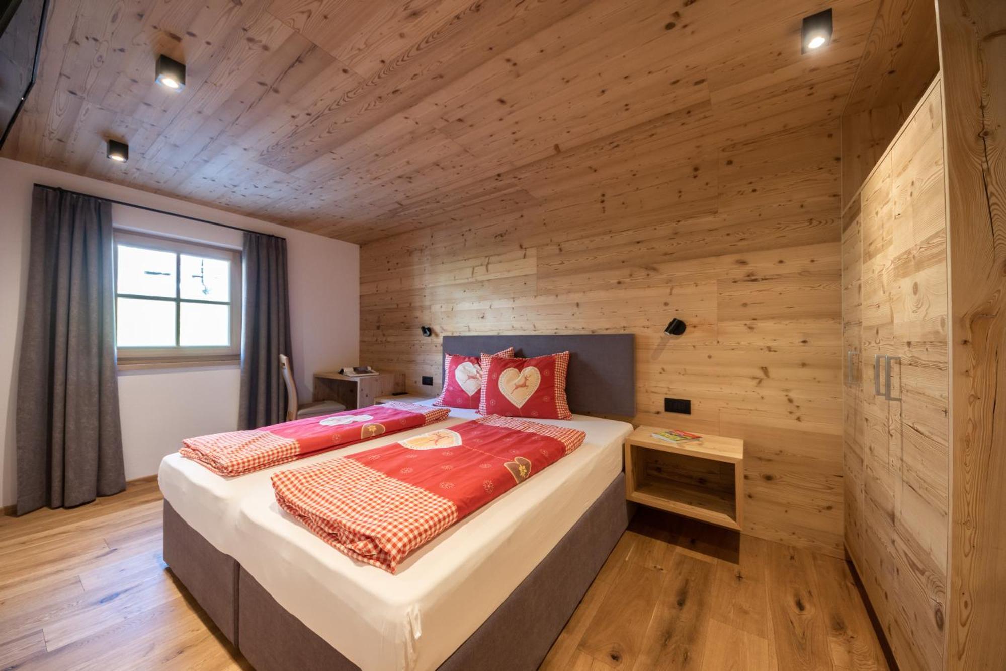 Agriturismo Luech De Vanc San Martino in Badia Bagian luar foto