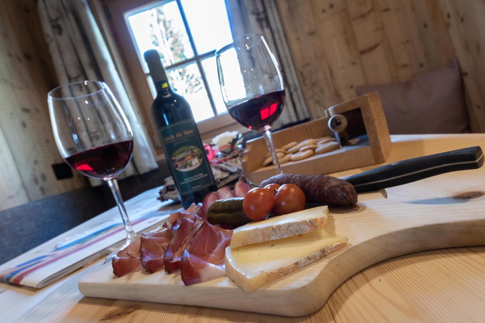 Agriturismo Luech De Vanc San Martino in Badia Bagian luar foto