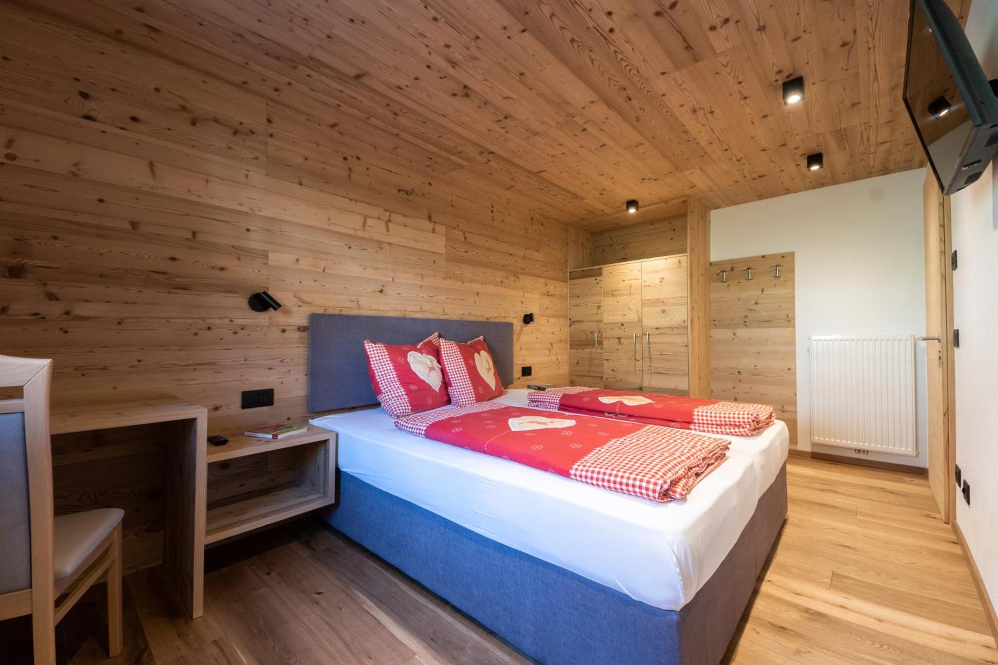 Agriturismo Luech De Vanc San Martino in Badia Bagian luar foto